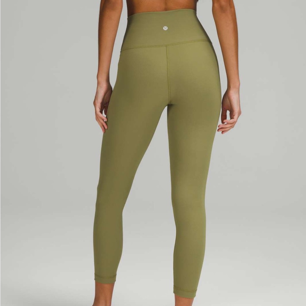 Lulu Lemon Wunder Under Train Leggings NWOT